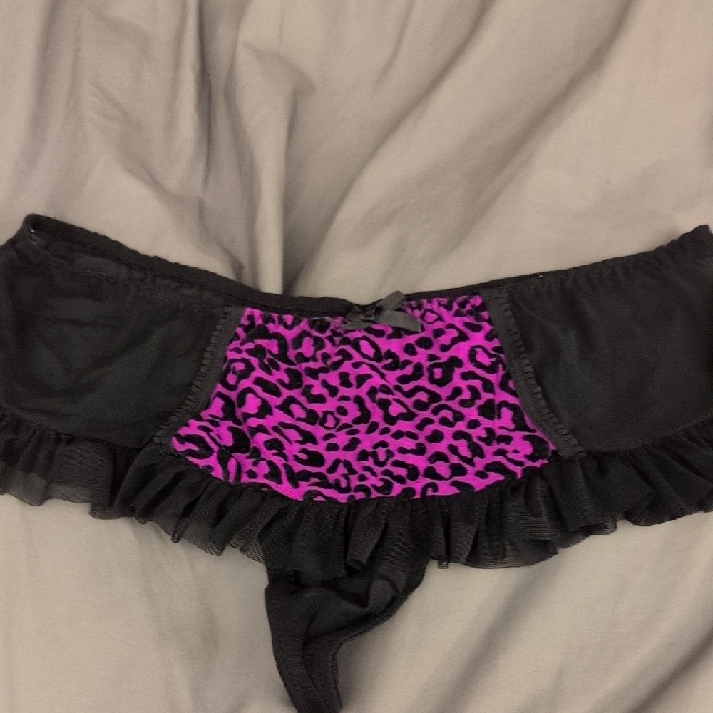 Black and Purple Leopard Print Lingerie Size L